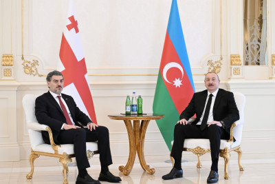 Azərbaycan Prezidenti İlham Əliyevlə Gürcüstanın Prezidenti Mixeil Kavelaşvilinin təkbətək görüşü keçirilir