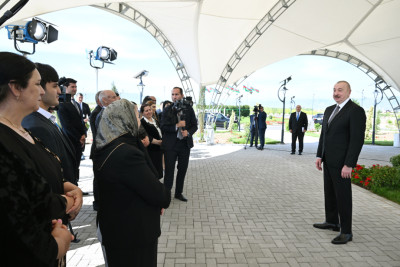 Prezident: "İkinci mərhələdə Kəngərlidə daha çox ev tikiləcək"