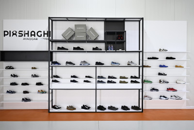 Prezident İlham Əliyev “PIRSHAGHI” ayaqqabı fabrikinin Laçın filialının açılışında iştirak edib