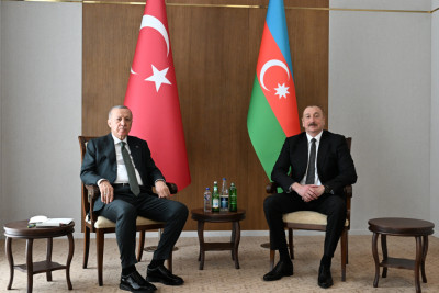 Laçında Azərbaycan Prezidentinin Türkiyə Prezidenti ilə təkbətək görüşü başlayıb