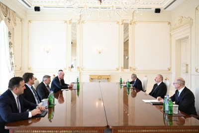 Prezident İlham Əliyev bp şirkətinin baş icraçı direktorunu qəbul edib