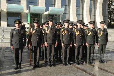 Bakıda hərbi orkestrlərin müşayiəti ilə yürüşlər keçirilir