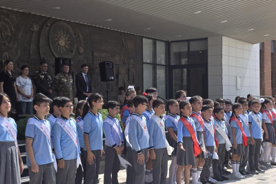 Hikmət Hacıyev: Ermənistandan Zəngəzur dəhlizi ilə bağlı addım gözləyirik