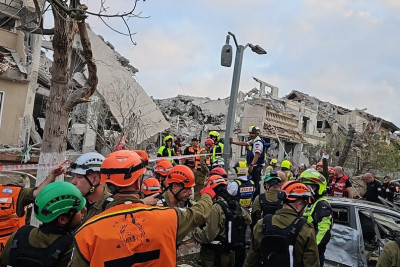 İranın İsrailə dördüncü dalğa hücumları nəticəsində 2 nəfər ölüb, 21 nəfər yaralanıb
