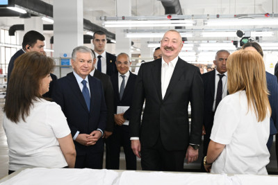 Azərbaycan və Özbəkistan prezidentləri Xankəndidəki “Businesstex JV” tikiş fabrikinin fəaliyyəti ilə tanış olublar