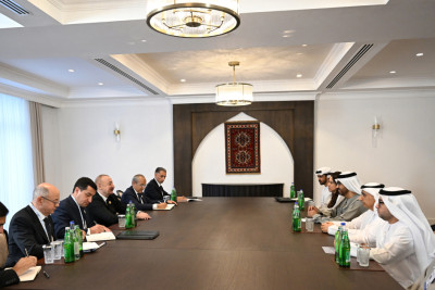 Azərbaycan Prezidenti İlham Əliyev Xankəndidə Birləşmiş Ərəb Əmirliklərinin sənaye və qabaqcıl texnologiyalar nazirini qəbul edib