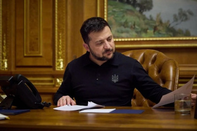 Ukraynada 60 yaşdan yuxarı şəxslərin müqavilə əsasında hərbi xidmət etmələrinə icazə verilib