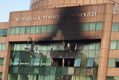 Perinatal Mərkəzdə 7 körpənin öldüyü yanğınla bağlı məhkəmədə şahidlər ifadə verib