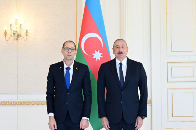 İlham Əliyev İsrailin Azərbaycandakı yeni səfirinin etimadnaməsini qəbul edib