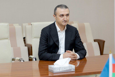 Həkim kimi adı siyahıda olmadı - Bu yola əl atdı