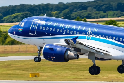 AZAL: Məcburi eniş edən təyyarə planlı texniki baxışdan tam keçib