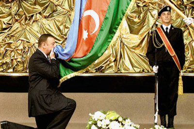 İlham Əliyevin ilk dəfə Azərbaycan Prezidenti seçilməsindən 22 il ötür