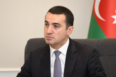 Ayxan Hacızadə: "Rusiyanın üzrxahlığı münasibətlərimizin normallaşmasında əhəmiyyətli addımdır"