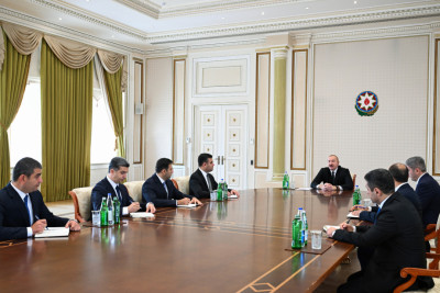 Prezident İlham Əliyev Naxçıvanda Prezidentin yeni səlahiyyətli nümayəndəsini və bir sıra rayonların icra hakimiyyətlərinə təyin olunan başçıları qəbul edib