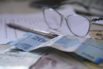 Gələn ildən özəl sektorda işləyən şəxslərin maaşından gəlir vergisi tutulacaq – RƏSMİ