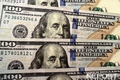 Bakıda işlədiyi evdə oğurladığı dollarların yerinə saxtalarını qoyan usta saxlanılıb