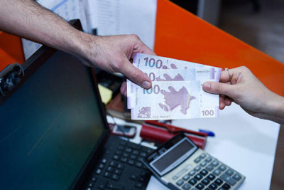 Azərbaycanda əməkhaqqı ayda iki dəfə veriləcək