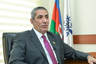 Siyavuş Novruzovdan SƏRT TƏNQİD: “Onlar barədə ölçü götürülməlidir ki, yollarını azmasınlar”