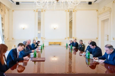 Prezident İlham Əliyev Birləşmiş Krallığın müdafiə üzrə dövlət nazirini qəbul edib