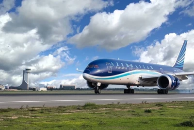 AZAL Dubay, Doha, Ciddə və Təl-Əvivə uçuşları dayandırıb