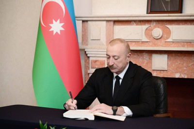 İlham Əliyev Rasim Balayevin vəfatı ilə bağlı nekroloq imzalayıb