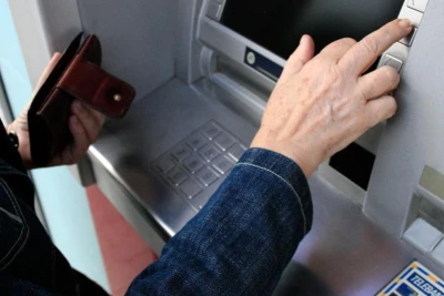 Təhsil alanlara ailə başçısını itirməyə görə sosial ödənişin verilməsi proseduruna dəyişiklik edili