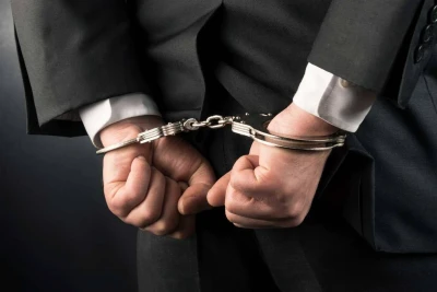 Dövlət Xidmətinin 8 vəzifəli şəxsi həbs edilib