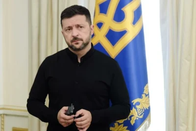 Zelenski: "Biz Azərbaycan və Ermənistana dayanıqlı, hərtərəfli və uzunmüddətli sülh arzulayırıq"