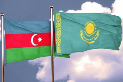 Qazaxıstan Azərbaycanla elektron icazə blanklarını istifadəyə verib