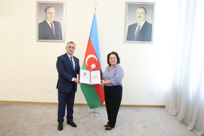 İsrailli tibb mütəxəssisləri Səhiyyə Nazirliyinin mükafatlarına layiq görülüblər