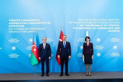 Türkiyə, Azərbaycan və Gürcüstan XİN başçıları İstanbul Bəyannaməsini imzalayıb