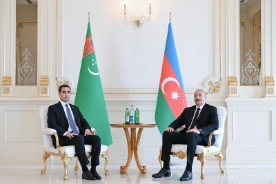 İlham Əliyevin Türkmənistan Prezidenti ilə təkbətək görüşü olub