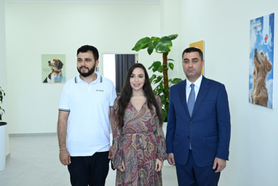 Leyla Əliyeva Yevlaxda Sahibsiz Heyvanlara Qayğı Mərkəzinin regional bölməsinin açılışında iştirak edib