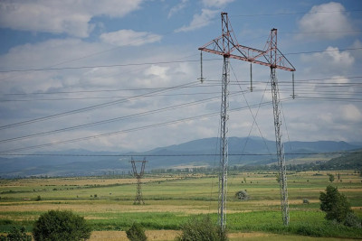Prezident Gürcüstana elektrik enerjisi təchizatına dair sazişi təsdiqləyib
