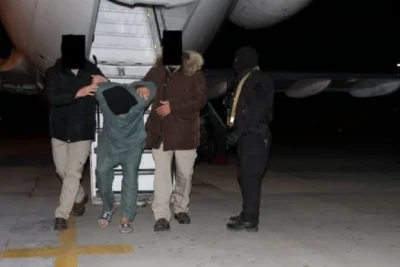 Dələduzluqda ittiham olunan şəxs Özbəkistandan Azərbaycana ekstradisiya edilib