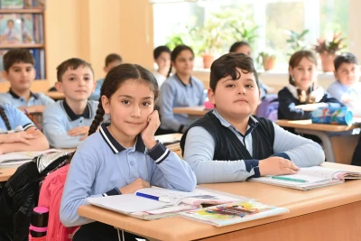 Sabah Bakıdakı 5 məktəbə tədrisi digər dildə aparılan bölmələr üzrə sərbəst qəbul başlayır
