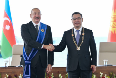 Azərbaycan və Qırğızıstan prezidentlərinin təltifolunma mərasimi keçirilib
