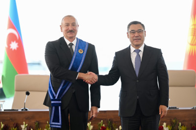 Azərbaycan və Qırğızıstan prezidentlərinin təltifolunma mərasimi keçirilib