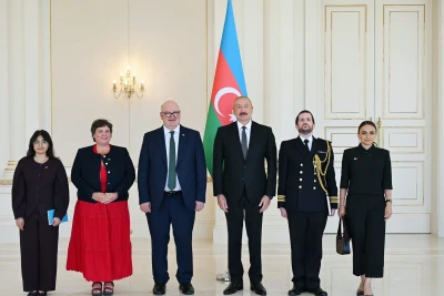 Prezident İlham Əliyev Böyük Britaniyanın Azərbaycanda yeni təyin olunmuş səfirinin etimadnaməsini qəbul edib