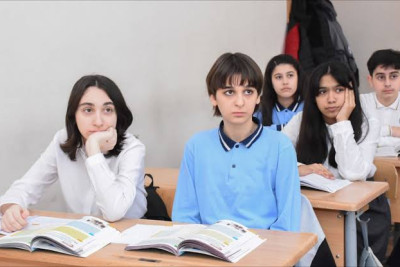 Şagirdlərin elektron yerdəyişməsi başlayıb