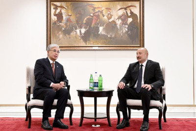 Azərbaycan Prezidenti İlham Əliyevin Bişkekdə Qazaxıstan Prezidenti ilə görüşü olub