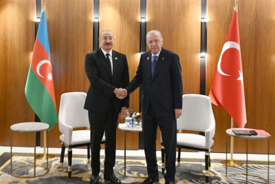 Prezident İlham Əliyevin Bişkekdə Türkiyə Prezidenti Rəcəb Tayyib Ərdoğanla görüşü olub