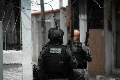 Braziliyada uşaq bağçasında 13 nəfəri girov götürən silahlı şəxs öldürülüb