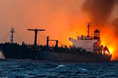 SEPAH: Hörmüz boğazından keçməyə çalışan supertanker minaya düşüb