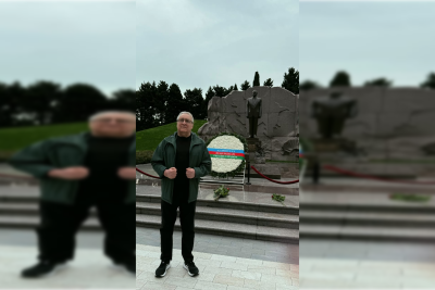 Gennadi Xazanov Fəxri xiyabanı ziyarət edib