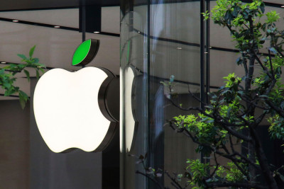Apple yenidən dünyanın ən bahalı şirkəti olub